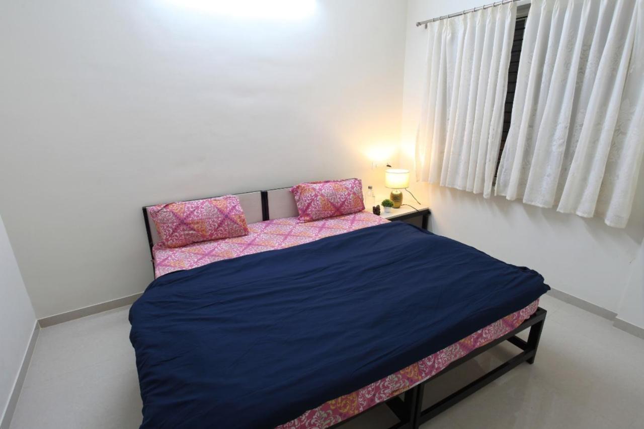 Qualtems Guest House-With Ac Options バンガロール エクステリア 写真
